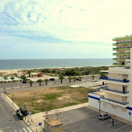 T1 Com Vista Mar Na Praia De Монте Гордо Екстериор снимка